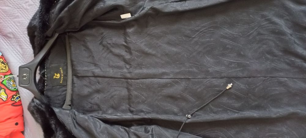 Продам шуба черный бриллиант