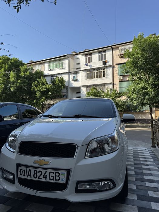 нексия 3 в отличном состояний