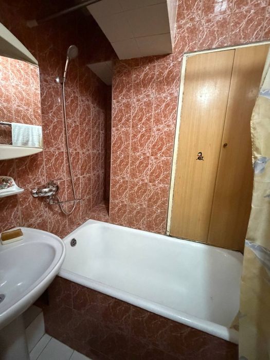 2 ком метро комендантский ЦУМ ц7 школа 110 сенат