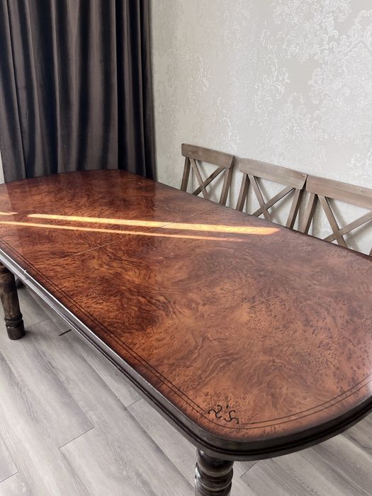 Продам кухонный стол