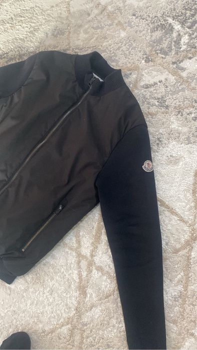 Ветровка moncler