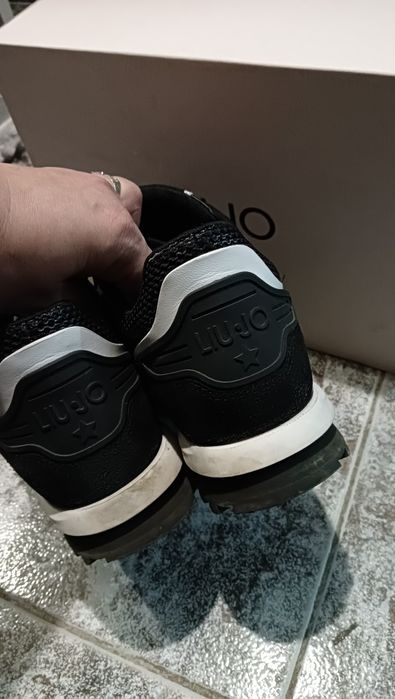 Спортно елегантни обувки