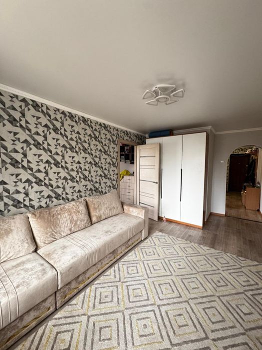 Продам,2х комн барс строй