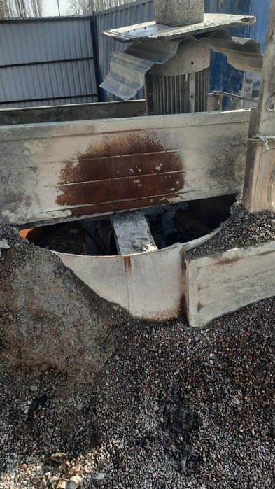 Шлакаблок апарати колип ва мишалка