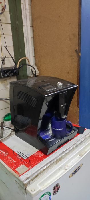 Кафе автомат в добро състояние