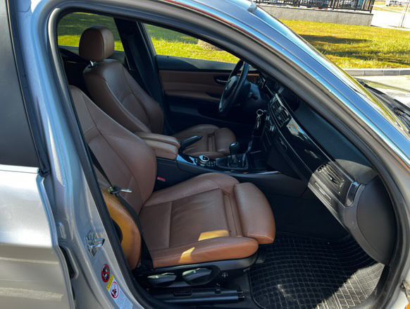 Кафяво кожено фейс рекаро е91