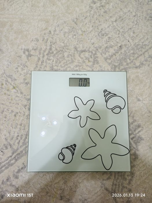 Весы напольные в отличном состоянии