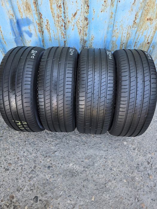 Anvelope Vară 245.50.19 Michelin Runflet An 2019