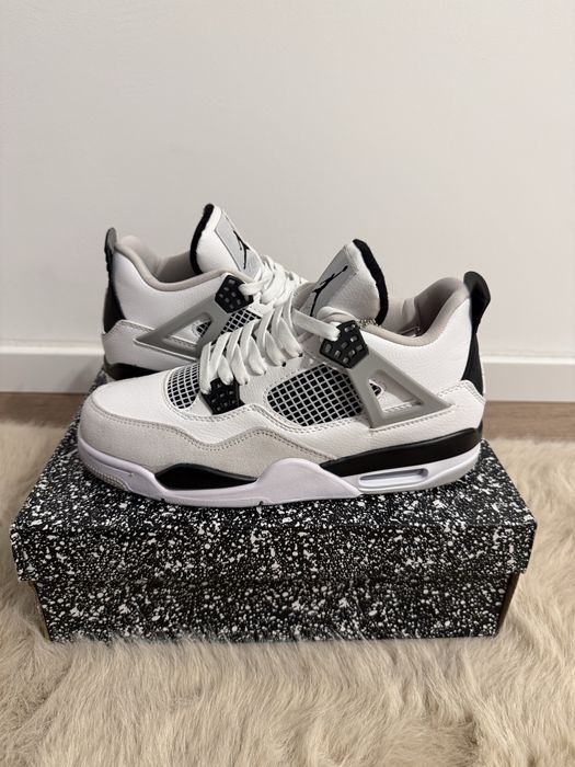 *REDUCERE* Nike Air Jordan 4 Military Black - Verificare colet