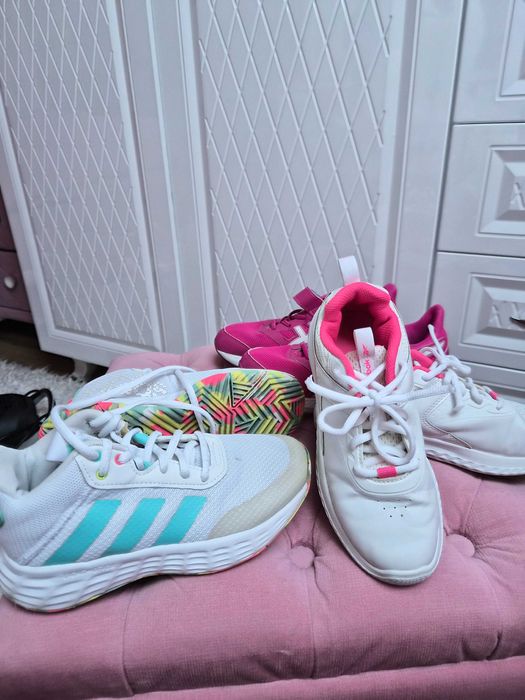 Продавам спортни обувки