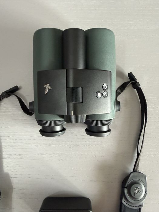 Vand binoclu Swarovsky Optik AX VISIO 10x32