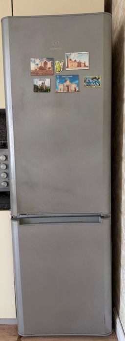 Продаётся кухонный гарнитур срочно