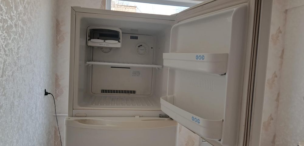 Продам холодильник   LG