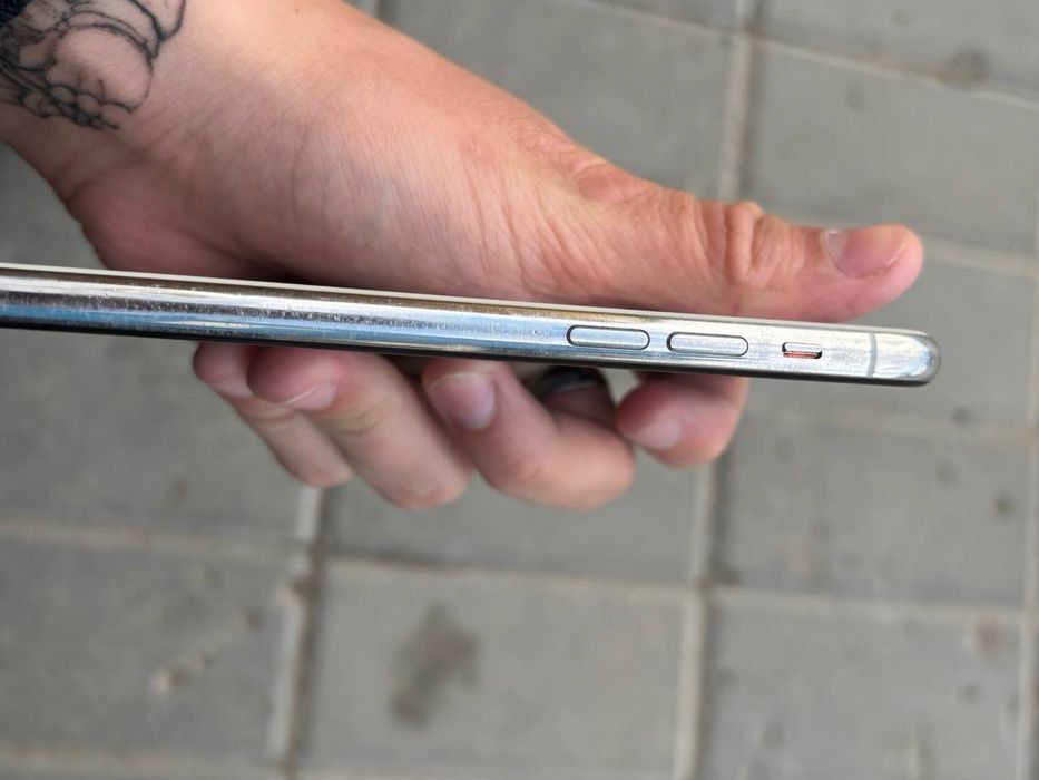 Iphone 11 pro 64 gb