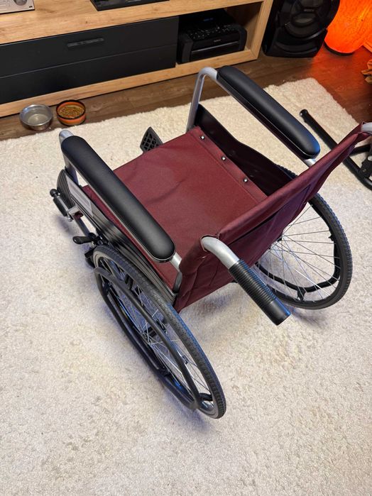 Scaun cu rotile manual, pliabil – Model H007