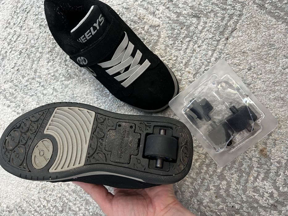 Роликовые кроссовки, 32 размер