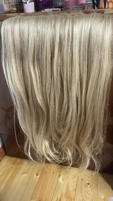 Естествена коса на кичури