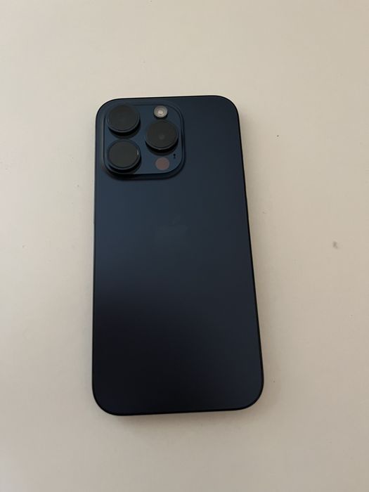 Iphone 15pro 512GB 92% bat