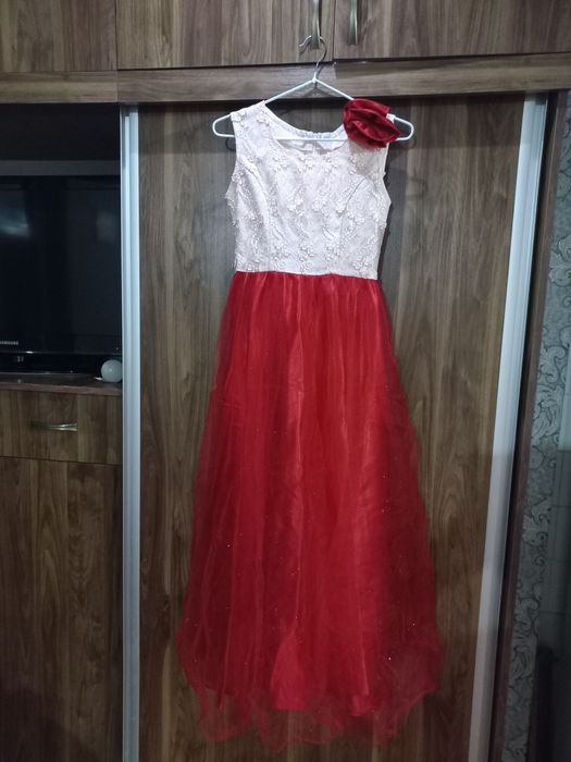 Ayollar kiyimlari 70.000, 50.000,40.000