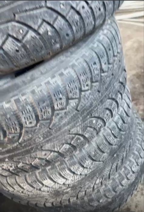 Продаю шины для машины