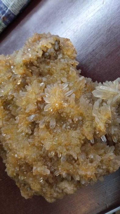 Кварц с железом друза