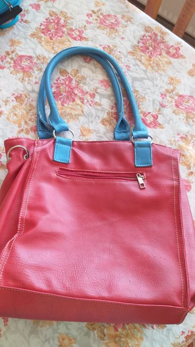 Дамски кожени чанти