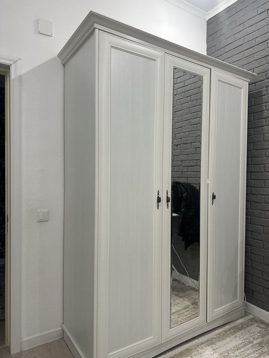 Продается шифонер в хорошем состоянии