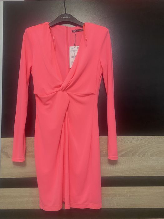 Рокля Zara  Чисто Нова розова M