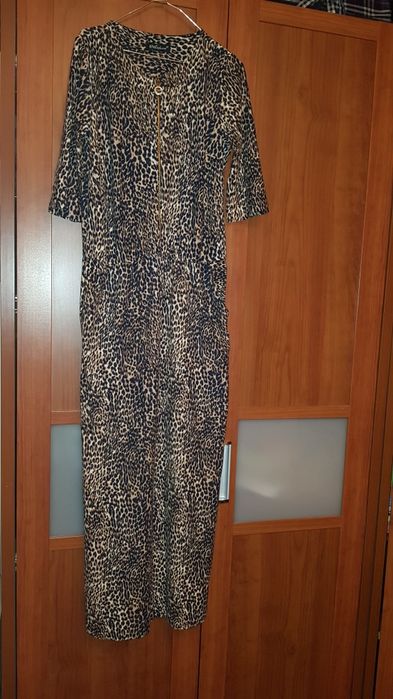 Продам платья женские