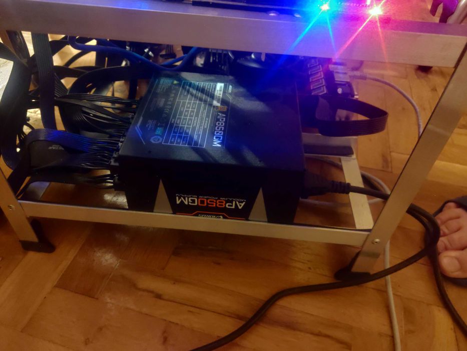 Mining Rig 6800XT x8 506 Mh