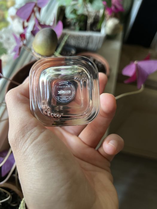Оригинални парфюми Guerlain и Georgio Armani