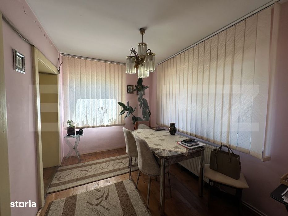 Casa de vanzare 131 mp, teren generos de 1.100 mp