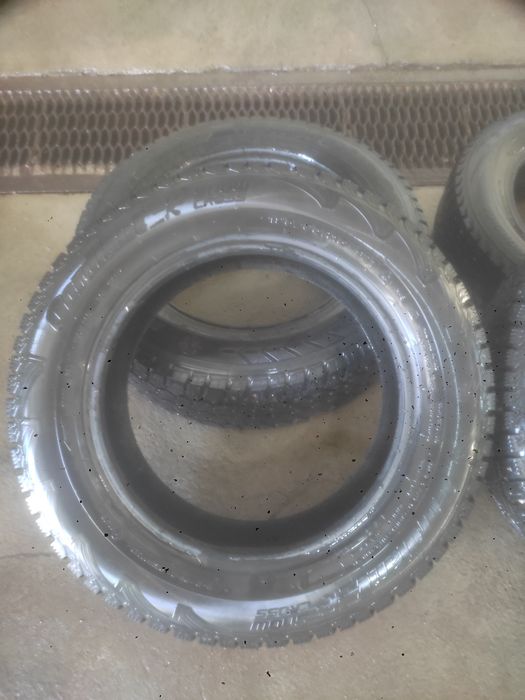 Резина зима 185/65 R15