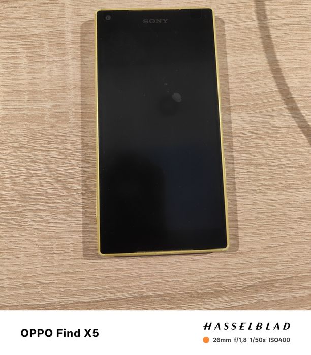 Sony Xperia x compact  OnePlus 3T