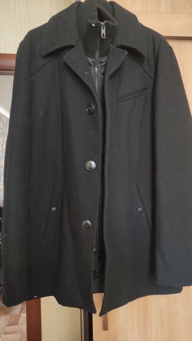 Мужское пальто черное