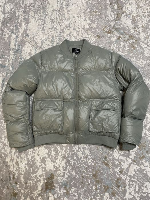 П р о д а м      к у р т к у