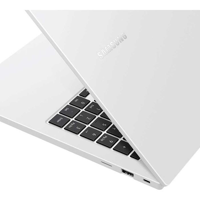 Samsung Galaxy Book4 NP750XGK