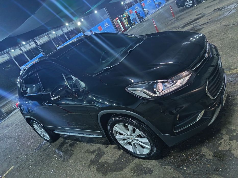 Chevralet TRACKER 1