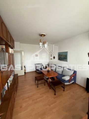 Продава се Едностаен апартамент в София, Обеля 2 - 48 кв.м за 2811 €/кв.м - Снимка #1