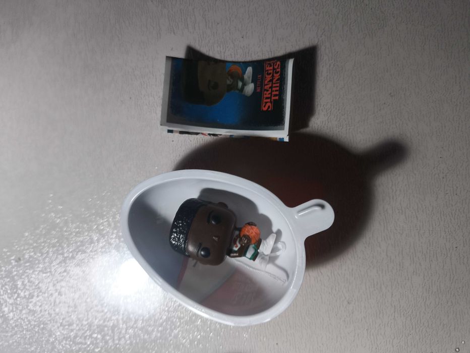 Kinder Joy Stranger things - Лукас из осд