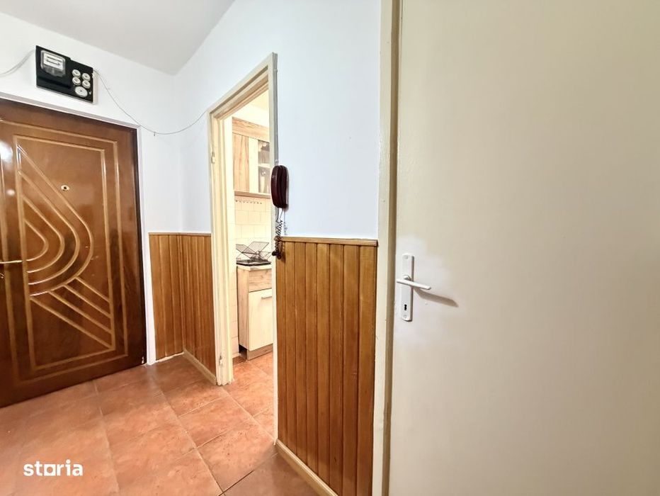 Apartament 2 camere, 50 mp, parter, bloc anvelopat - Girocului