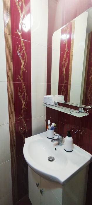 Продава се двустаен апартамент в кв. Могиличе, гр.Перник