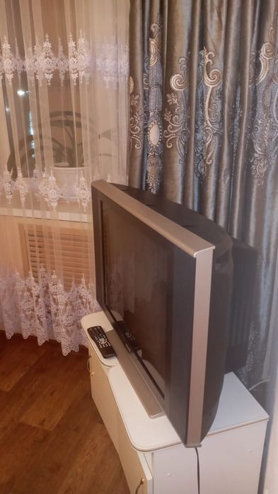 Продам телевизор