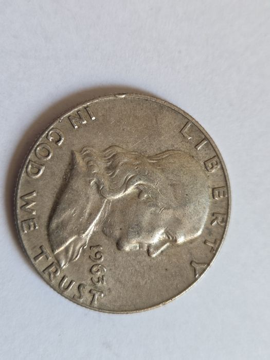 Moneda argint 1963 "Half Dollar" (jumatate de dolar) in conditii bune.