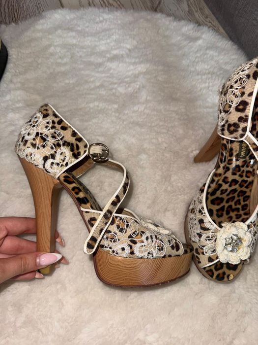 Сандали Dolce and Gabbana