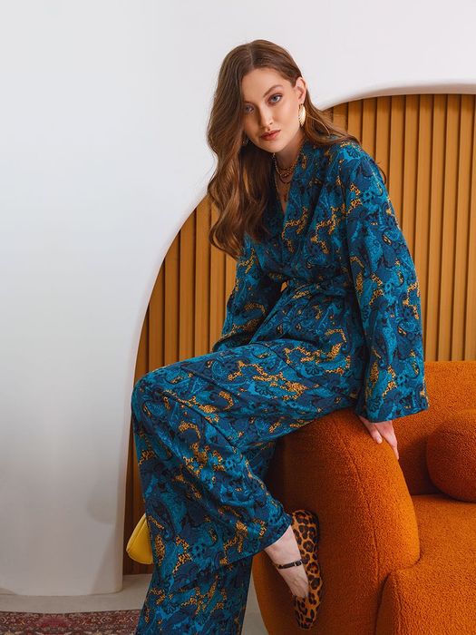 Костюм в стиле кимоно новый