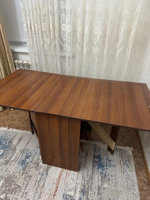 Продам стол-книжку