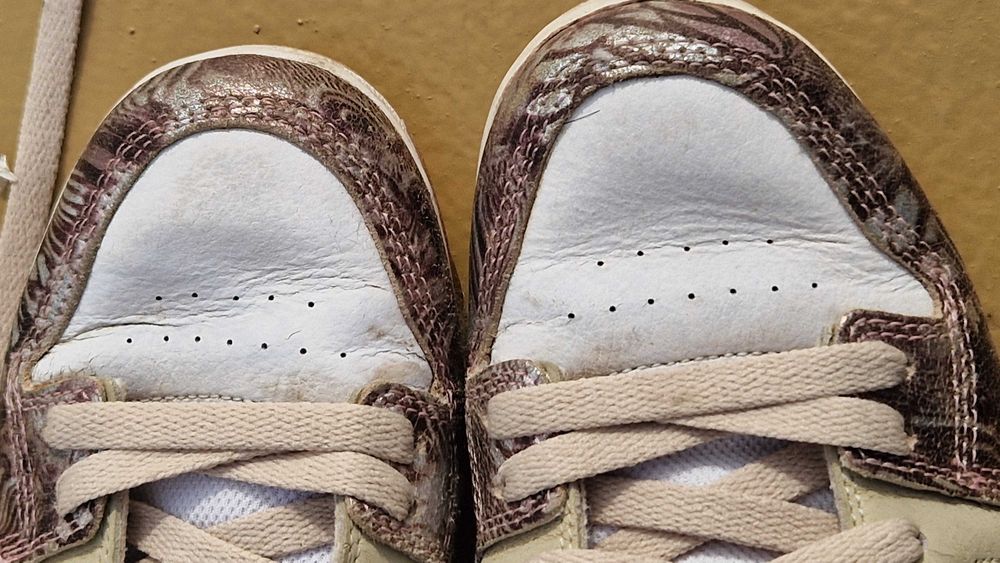 Колоритни кожени маратонки DC