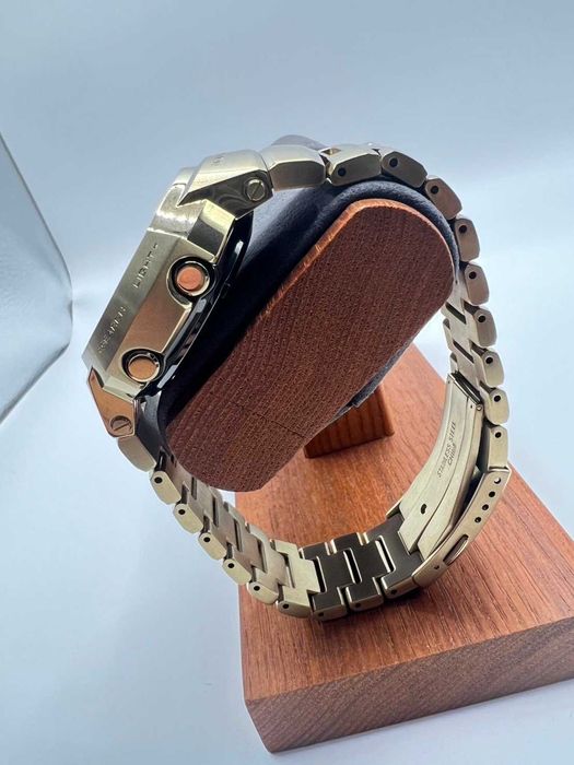 Casio G-Shock Solar RC AWM-500 Full Metal / Златно покритие