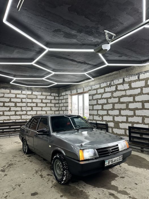 Продам машину Ваз 21099